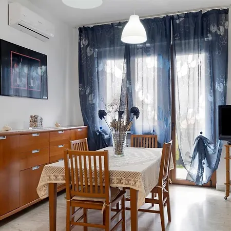 Apartment Le Vele Borghetto Santo Spirito